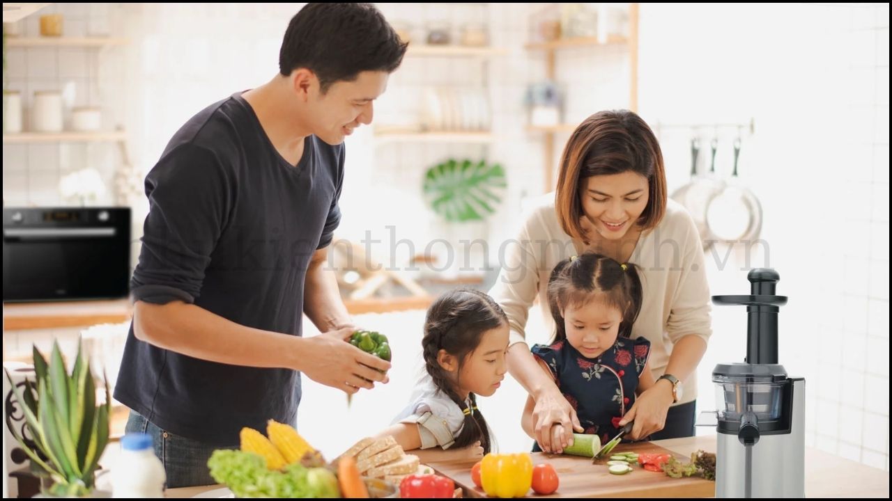 Căn bếp hạnh phúc – nơi giữ gìn truyền thống yêu thương của gia đình Việt