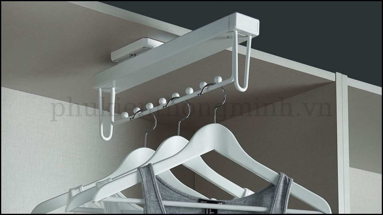 Móc treo quần áo thông minh