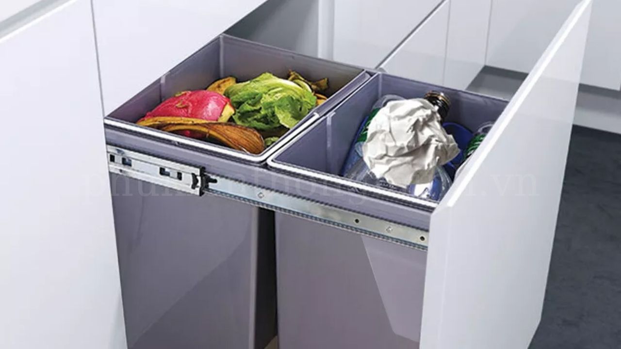 Kinh Nghiệm Chọn Thùng Rác Treo Cánh Tủ Bếp Phù Hợp