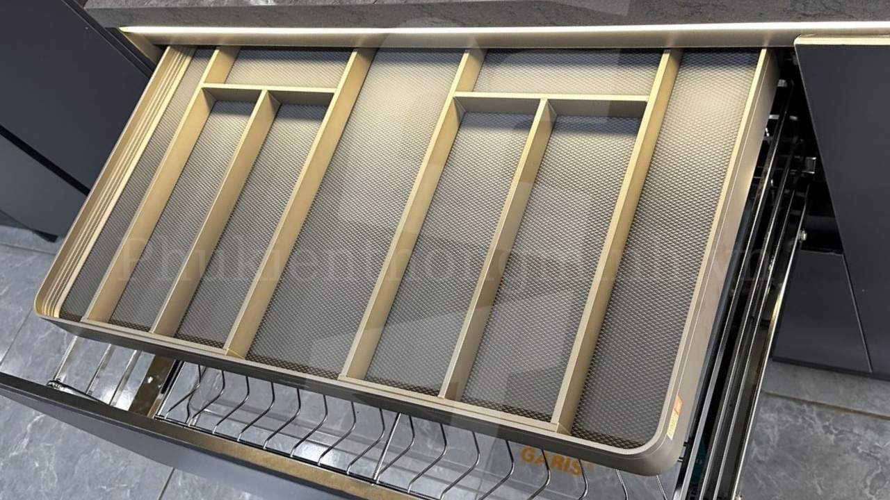 Khay chia muỗng đũa Garis