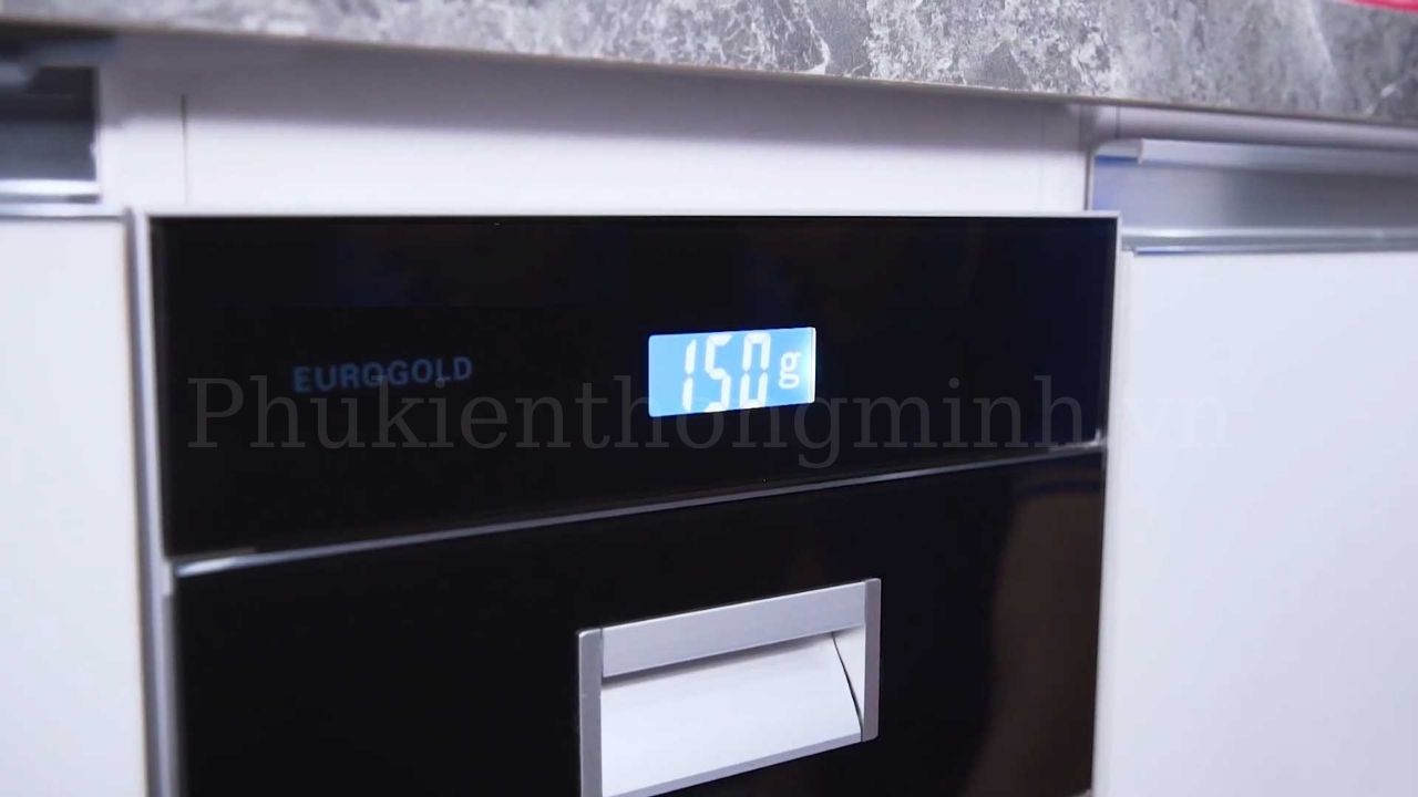 Những kinh nghiệm cần biết khi mua và sử dụng thùng gạo điện tử Eurogold