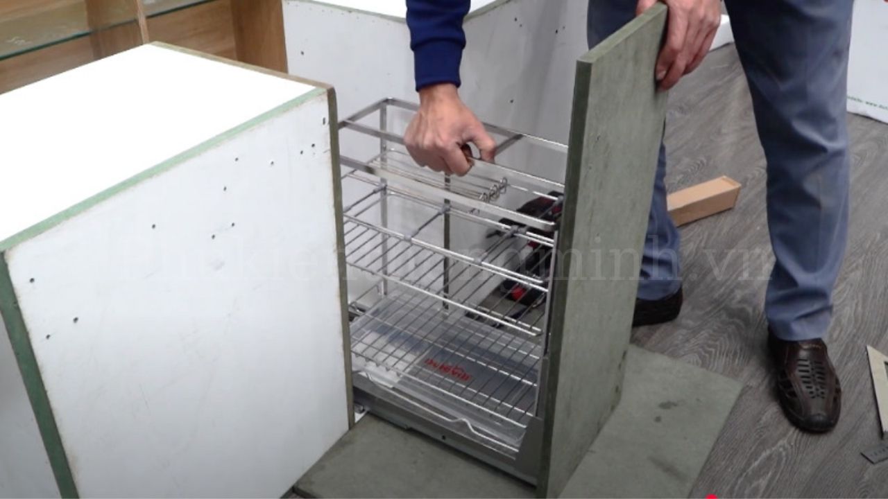 Những lưu ý khi đo đạc kích thước giá gia vị Eurogold cho tủ bếp