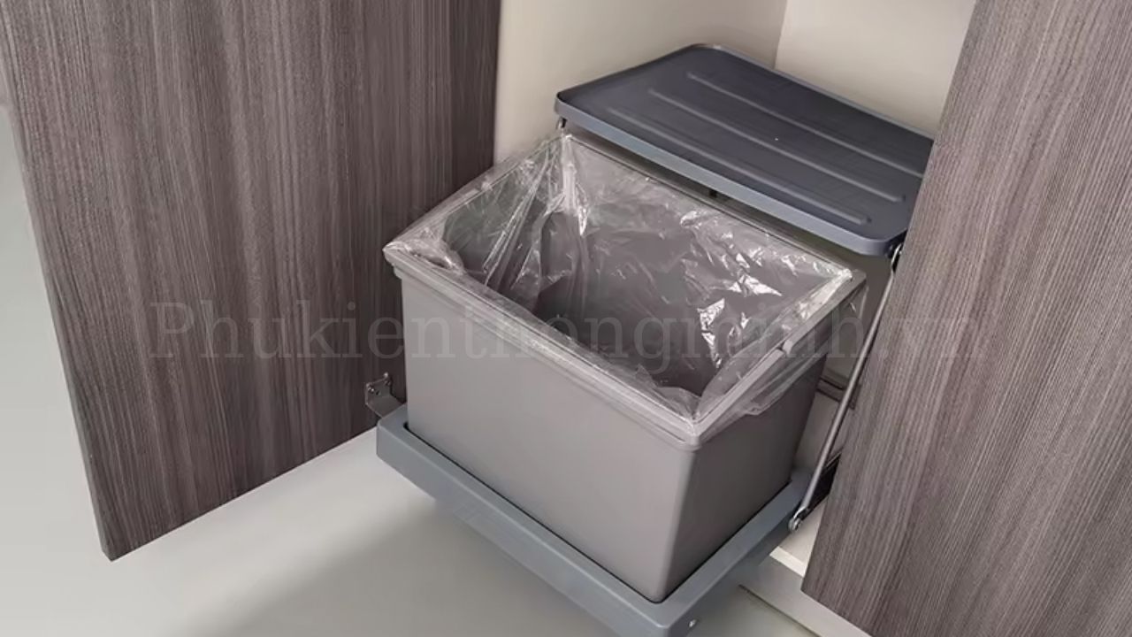 Những lưu ý khi lắp đặt và bảo quản thùng rác âm tủ để luôn bền đẹp
