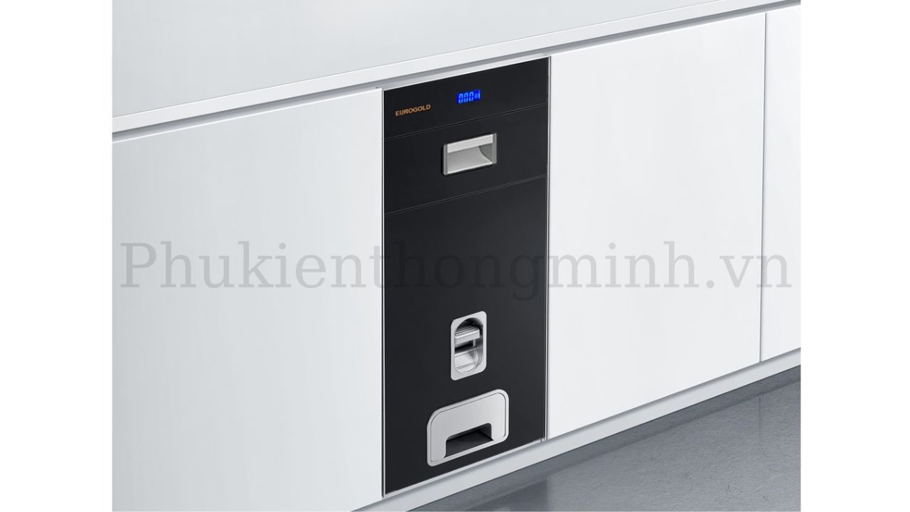 Thùng gạo điện tử Eurogold màu Đen (B311 / GB301B)