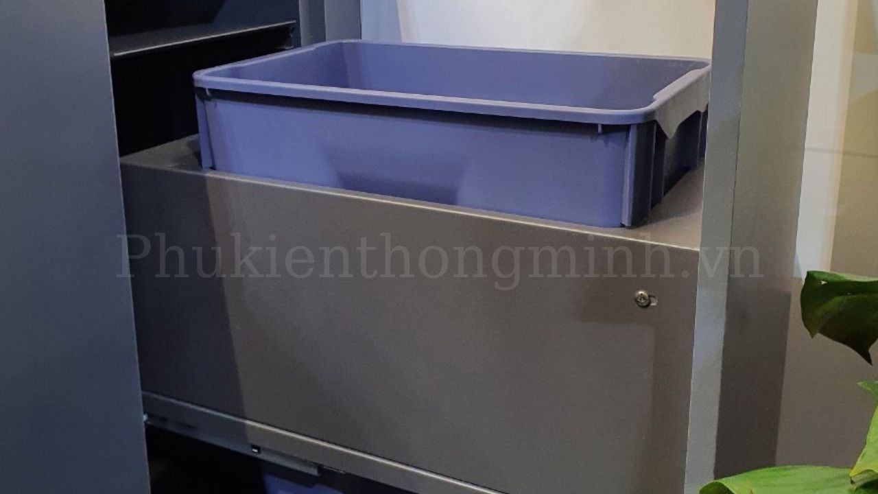 Trải nghiệm sự bền bỉ từ chất liệu nhựa và hệ ray trượt cao cấp của Eurogold